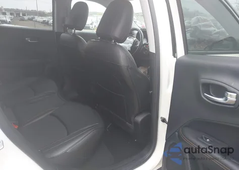 2021 Jeep Compass Limited 4X4 from USA, damaged, VIN 3C4NJDCB9MT556758